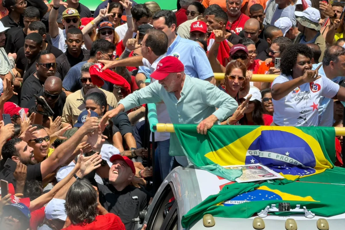 do-“exercito”-digital-as-ruas,-lula-mudou-rota-no-2o-turno-por-virada