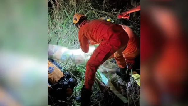 Acidente entre duas motos deixa jovem com fratura exposta na GO-213, em Caldas Novas
