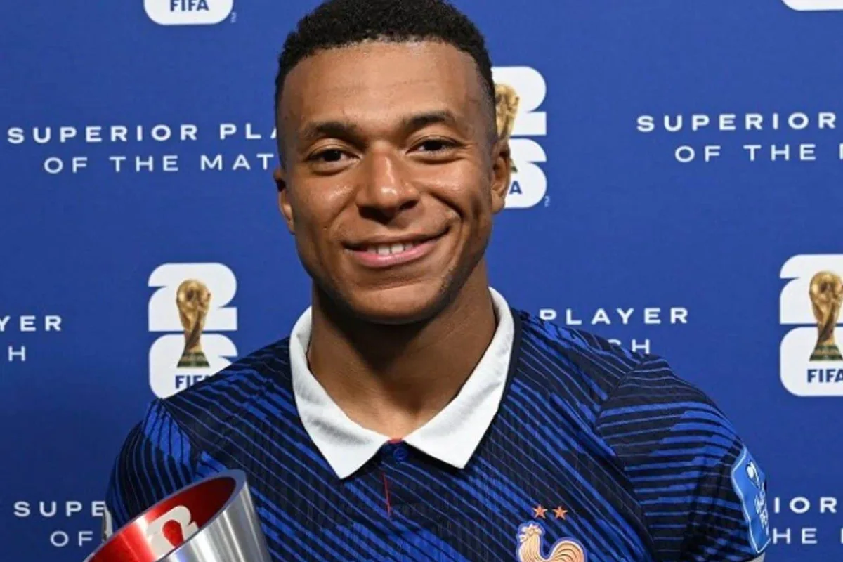 kylian-mbappe-vai-a-londres-para-a-cerimonia-da-bola-de-ouro-2026