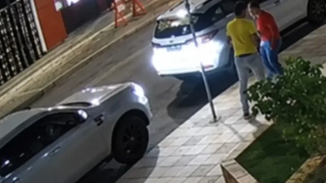 Idoso de vermelho é agredido por homem de verde e amarelo em Goiânia após vitória de Lula; vídeo