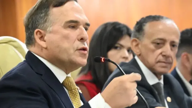 “Não vou aceitar que os mais pobres paguem a mesma taxa do lixo que os ricos”, afirma Sandro Mabel