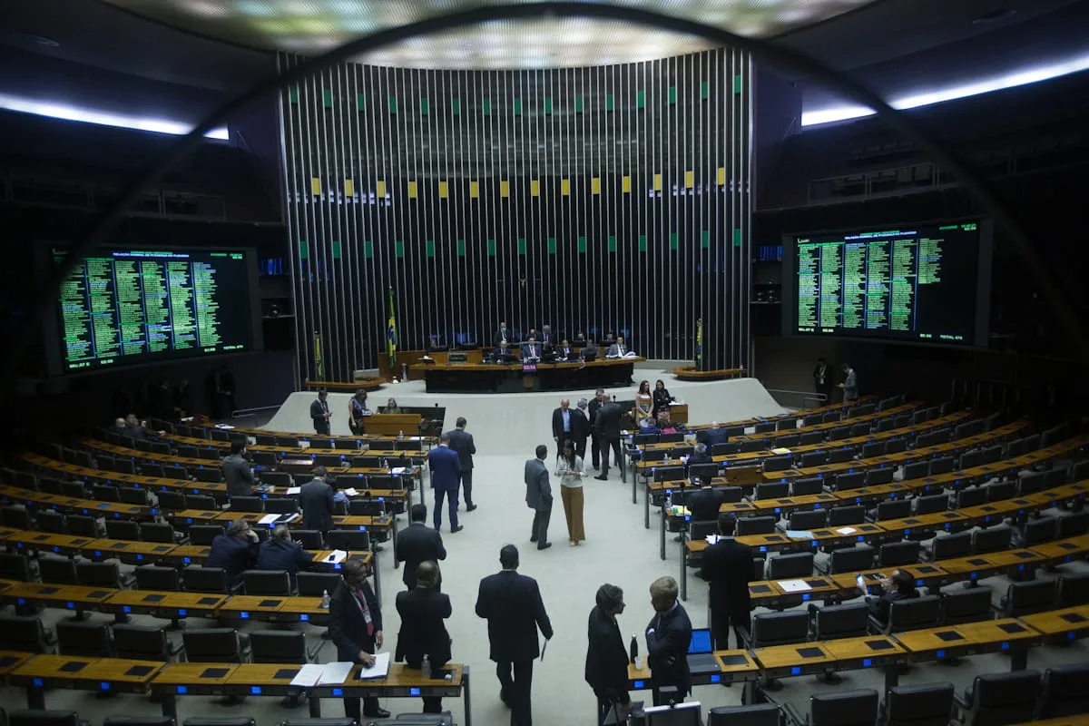 de-olho-no-“pos-lula”-e-em-2030,-partidos-discutem-formacao-de-federacoes