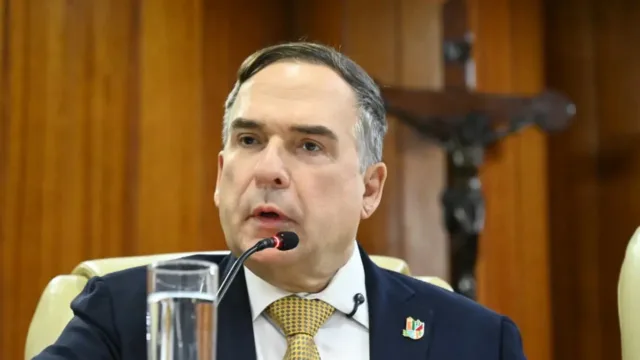 Mabel elogia disposição de Caiado e afirma apoio a eventual candidatura ao governo em 2030