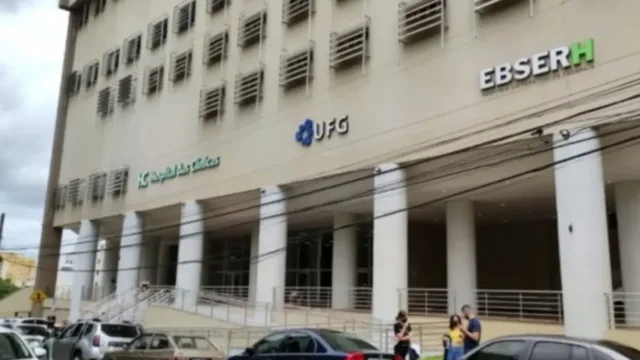 Gestante entra em trabalho de parto após 12 dias à espera de vaga para bebê com cardiopatia em Goiânia