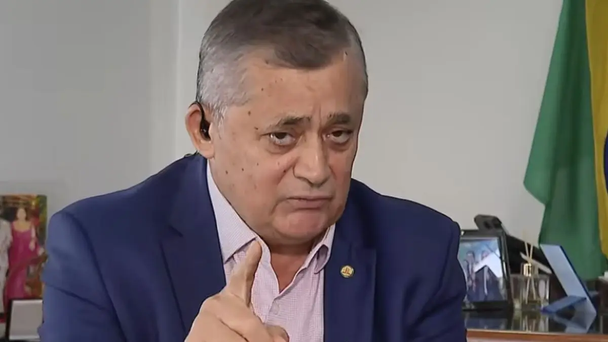 apoio-do-pt-a-reeleicao-de-hugo-motta-e-alcolumbre-e-‘natural’,-diz-ministro