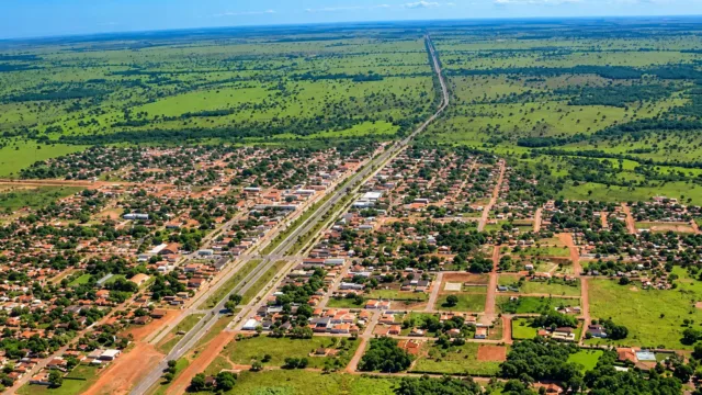 Cidade de Goiás que faz 73 anos viu ingleses fugirem com ouro após revolta de garimpeiros; conheça Crixás
