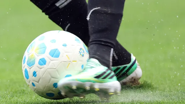 Série A tem clássicos e disputa pela liderança na 33ª rodada; confira os jogos