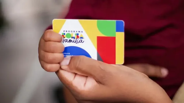 Governo desmente boatos e reforça que escala 6×1 e programas sociais continuam