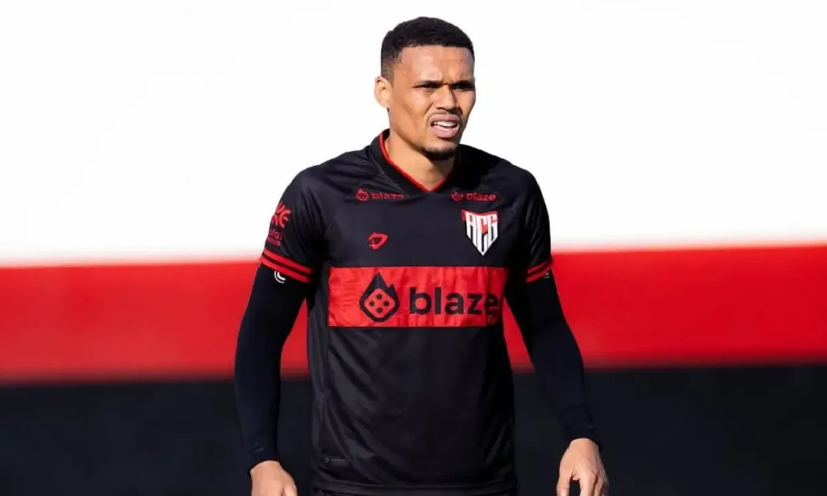Atlético perde volantes titulares para o duelo diante do Fortaleza; zagueiro retorna