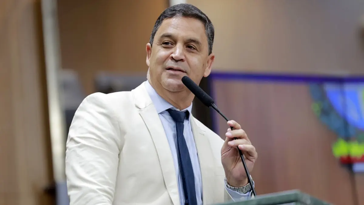 cambao-mantem-candidatura-na-alego-e-defende-disputa:-‘todos-tem-direito-de-pleitear’