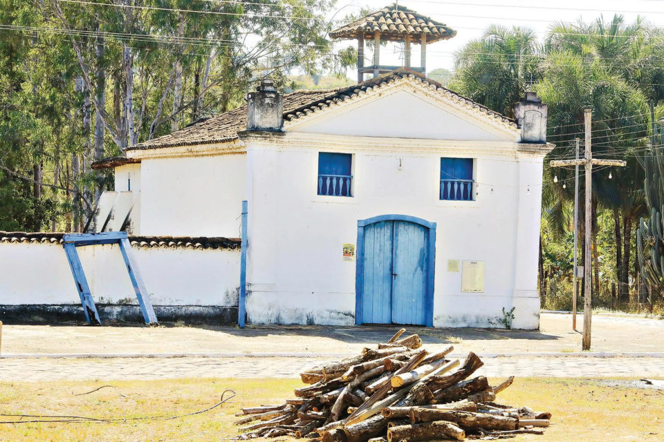 misterio-de-300-anos:-igreja-mais-antiga-de-goias-pode-esconder-corpo-do-homem-que-desbravou-o-estado