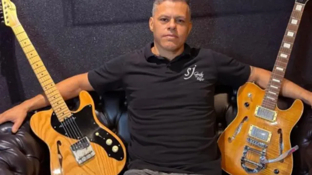 Empresário que fabrica instrumentos musicais em Goiânia fez 1ª guitarra com madeira de móveis da avó