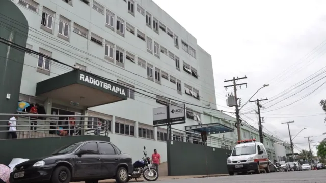 ‘E o reajuste exorbitante dos médicos?’: sindicato questiona cortes no Araújo Jorge