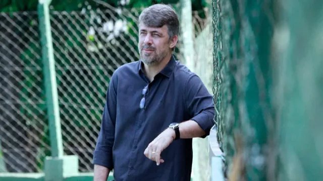 Com contrato até final de 2027 no Goiás, Michel Alves entra na mira do Ceará